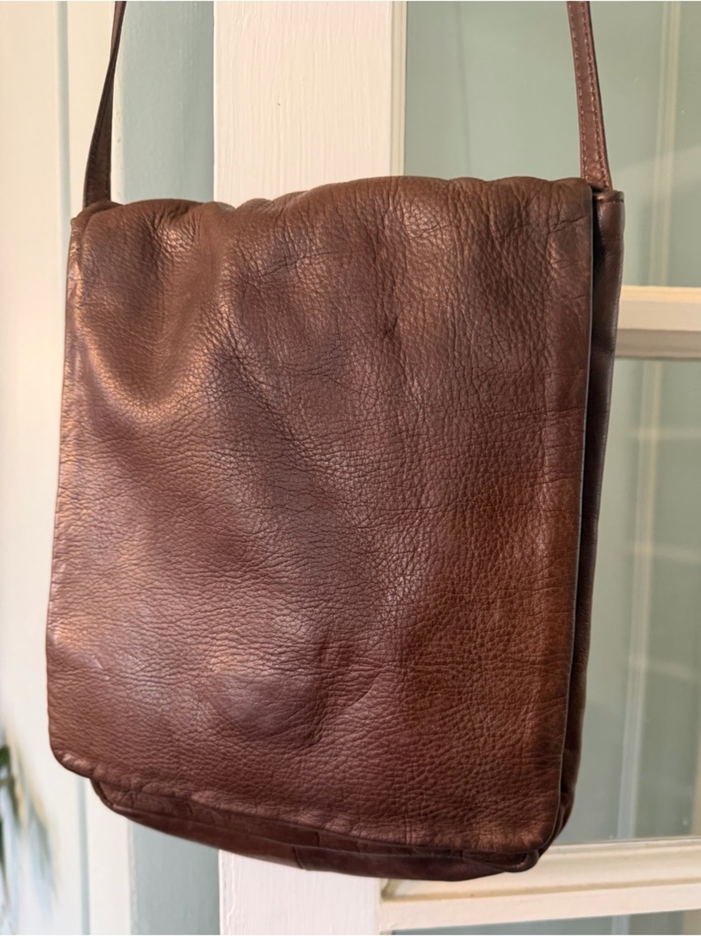Classic Brown Leather Crossbody Bag - J Duseu